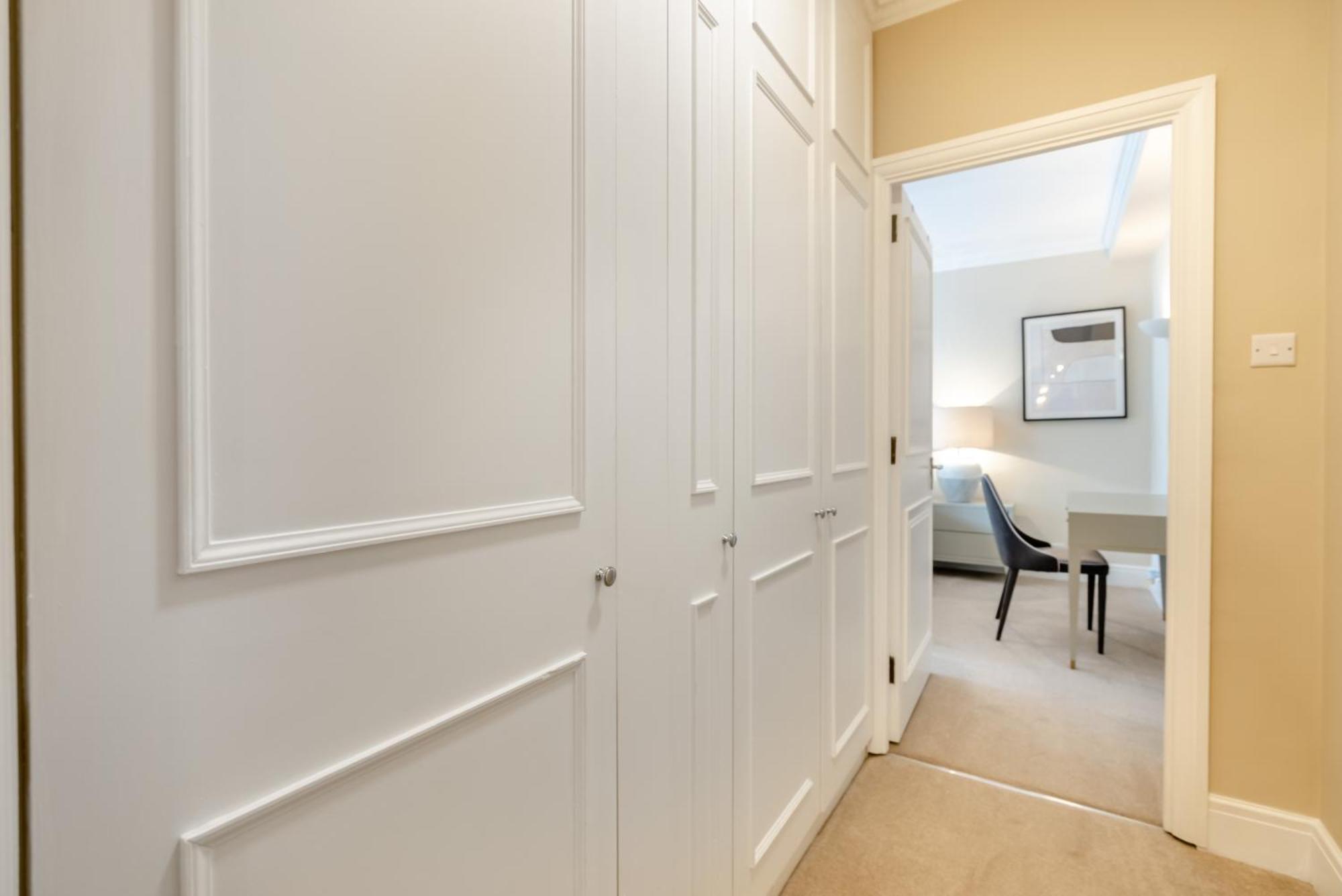 Hill Street Mayfair Лондон Экстерьер фото